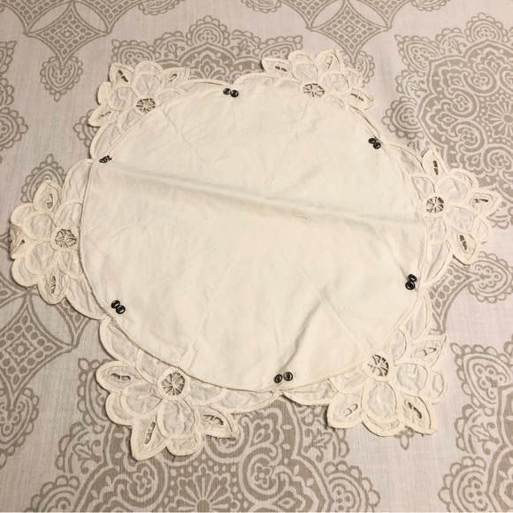 Antique Lace Bread Roll Holder Handmade Off-white Lace 15” - Picture 4 of 5